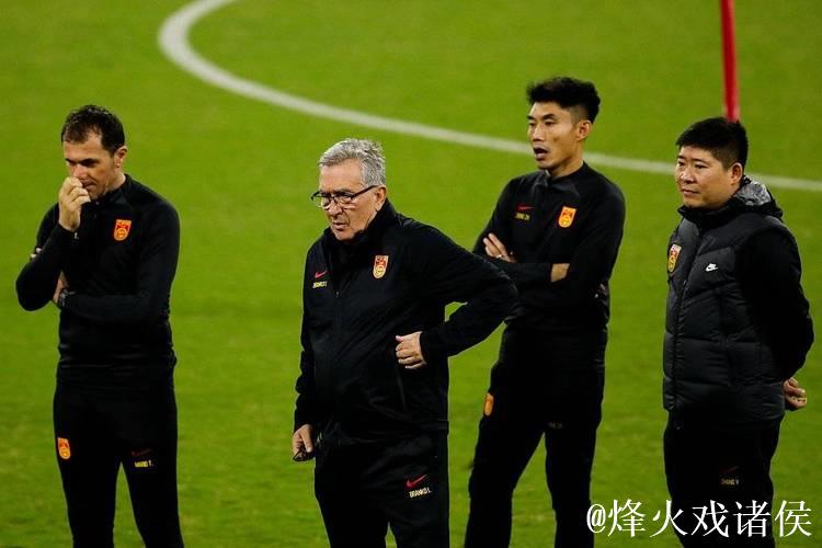 国足攻击端人员储备充足 教练组选用新人须谨慎 国足攻击端人员储备充足 教练组选用新人须谨慎