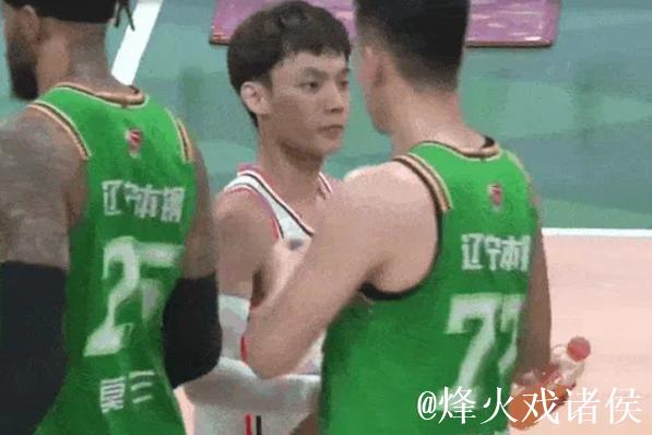 周琦12+18徐杰26分 广东大胜辽宁总比分1-1 周琦12+18徐杰26分 广东大胜辽宁总比分1-1